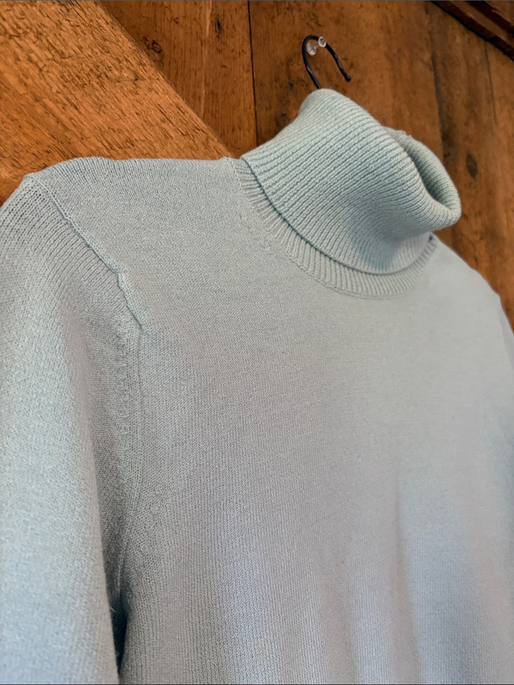Banana Republic Light Blue Fine Italian Merino Wool Turtleneck Sweater - Picture 3 of 10
